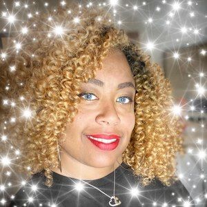 Meet your Posher, Candace